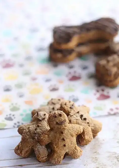 Easy gingerbread dog treats